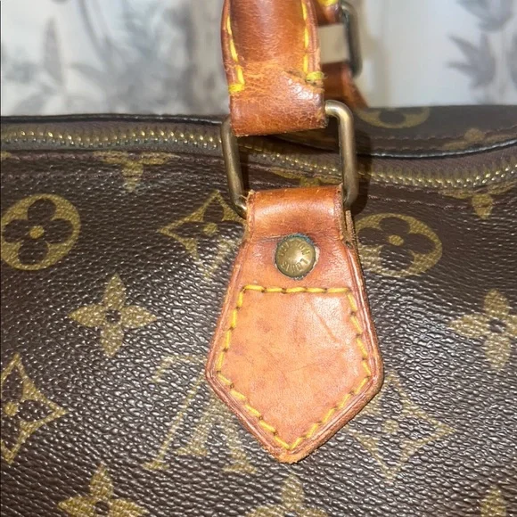 Vintage LV Monogram Speedy 30 - Picture 7 of 16